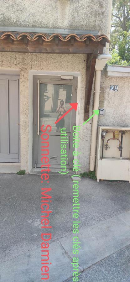 Seul En Supplement Ou Dortoir Mixte * Roquemaure (Gard)